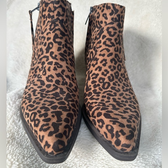 Circus by Sam Edelman Booties - Picture 4 of 5